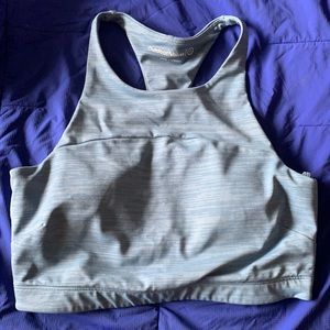 Outdoor Voices move free crop top